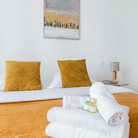 2 Pieces Renovee A Neuf 5 - 4p - Flat-guest Апартаменты Париж